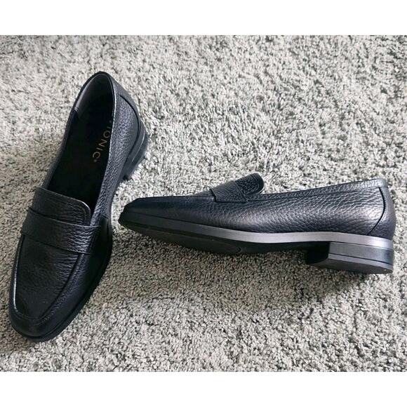 Vionic Black Pebbled Leather Loafers Women’s Size 6.5, Square Toe - Picture 1 of 7